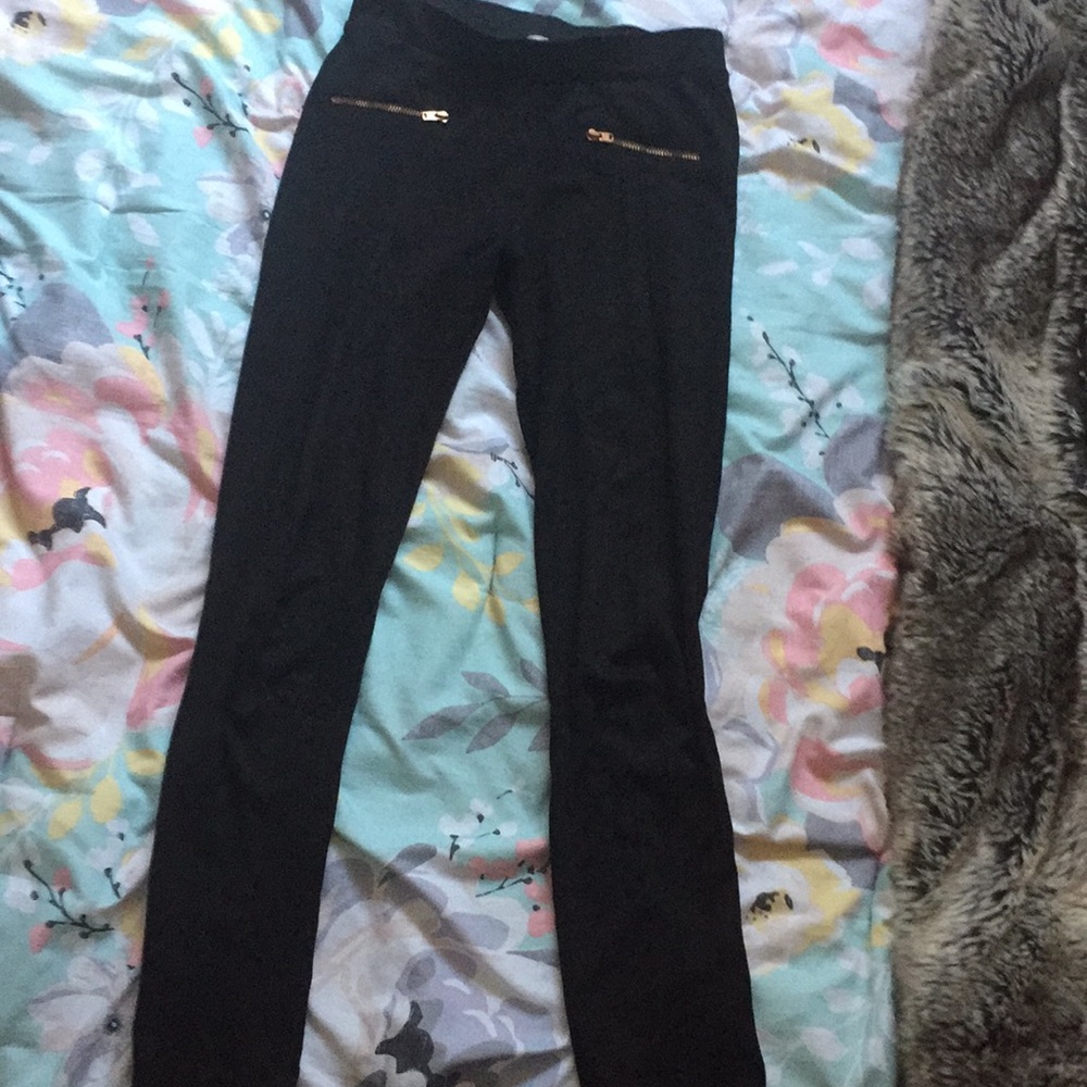 tight fitted & good for that booty, great w/ heels